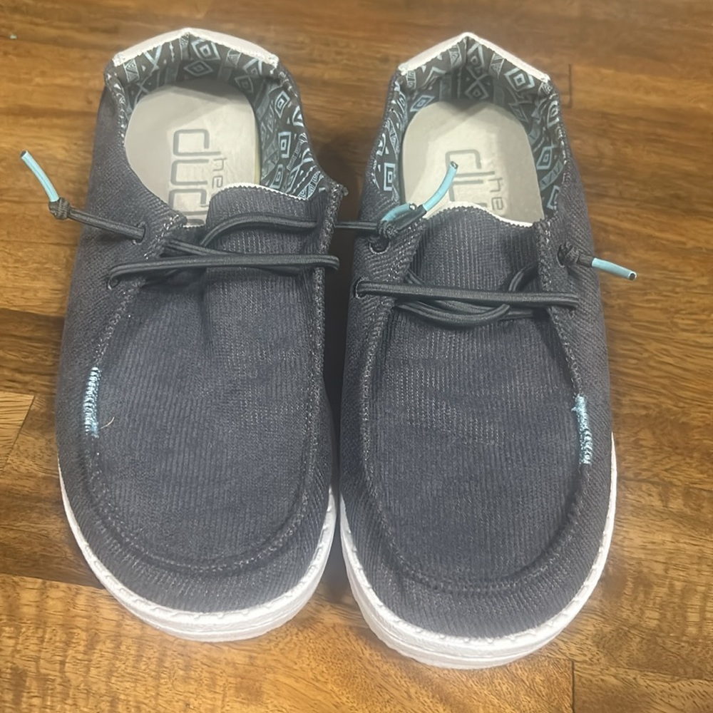 Hey Dude Women's Wendy Corduroy Carbon size 7 - Picture 4 of 7